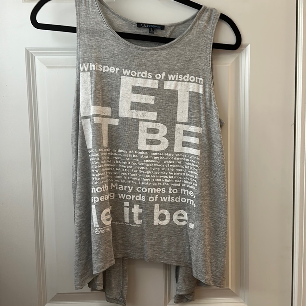 Graphic tee